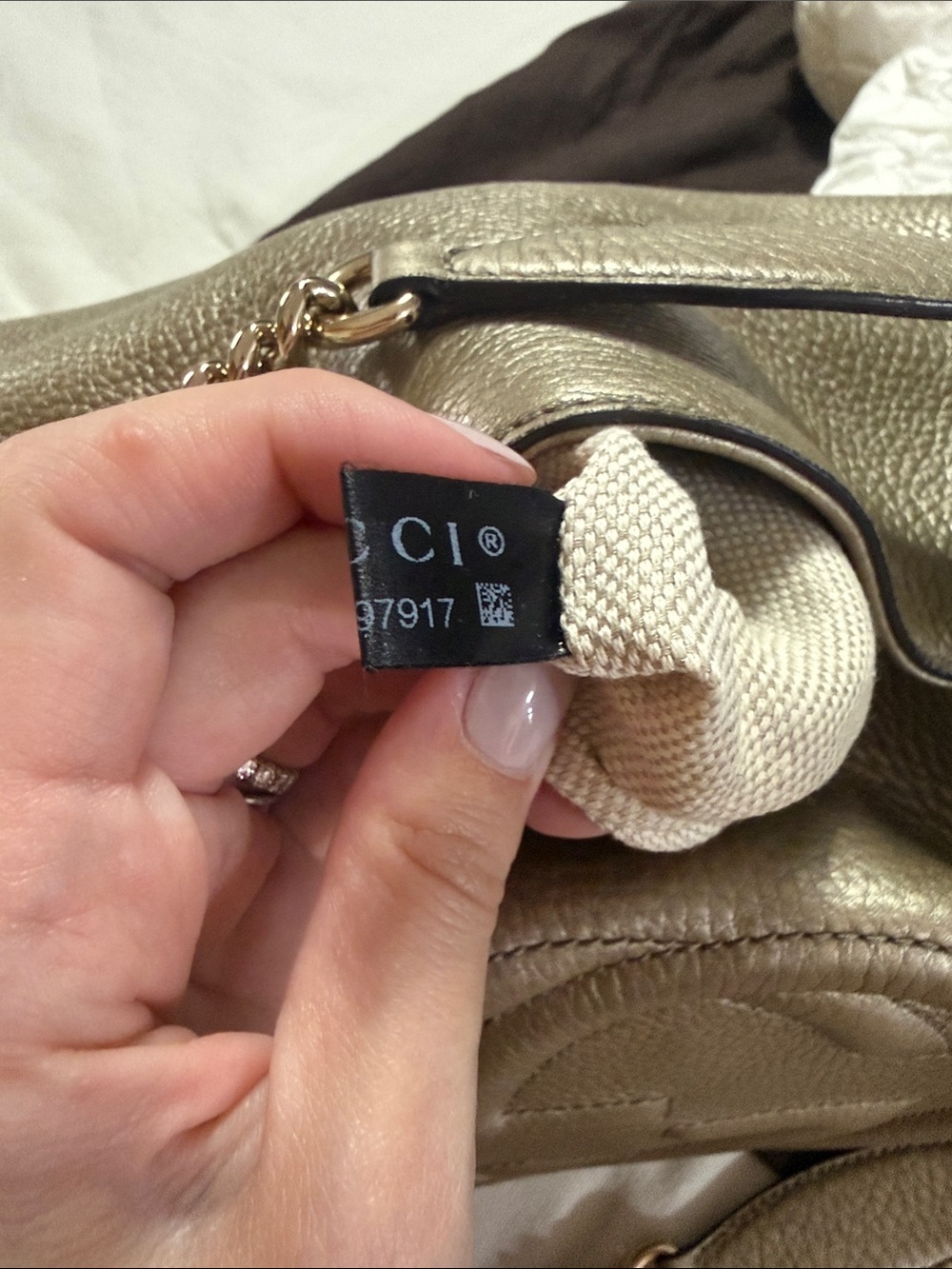 Gucci Metallic Taupe Leather Shoulder Bag with Tassel - Picture 11 of 11